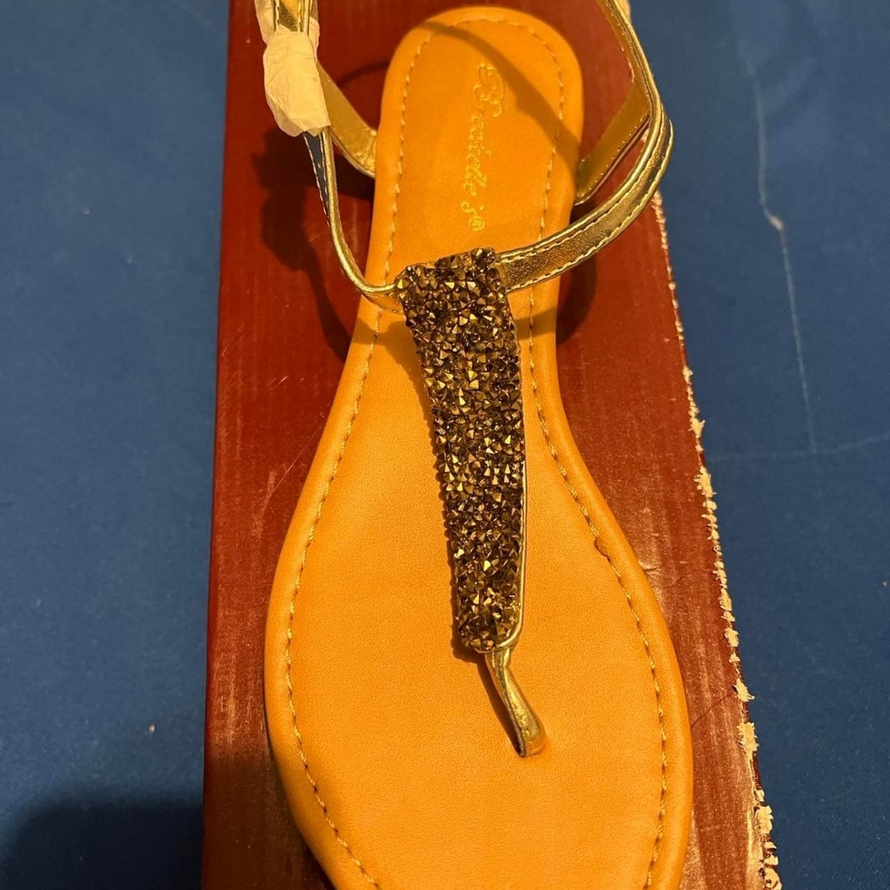BRAND NEW IN BOX! BRECKELLE'S SANDALS! VARIOUS SIZES AND COLORS!